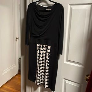 Sandra Darren long sleeve ladies dress cowl slightly in front bodice  stylish!